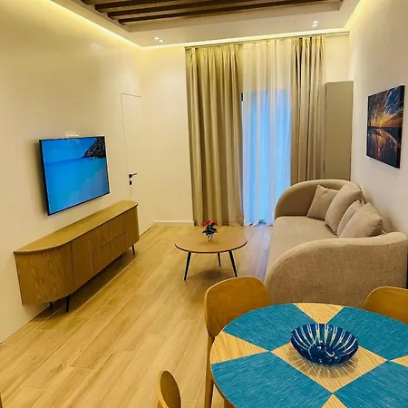 Apartman Seaside Garden Retreat-santorini Village Drymades