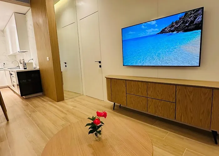 Apartman Seaside Garden Retreat-santorini Village Drymades